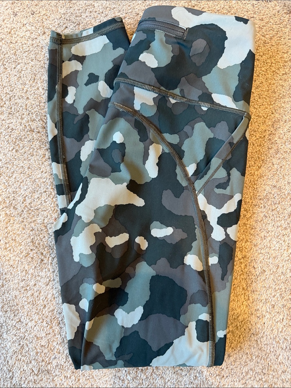 Athleta Womens Lightening 7/8 Tights Camo Leggings - Green/Gray/Black